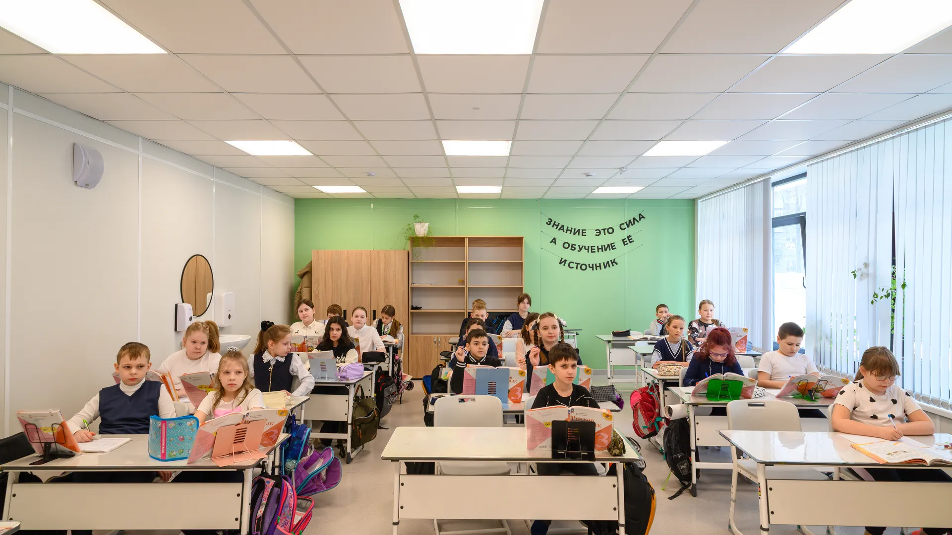 Сколько будут учиться старшеклассники: новые нормы