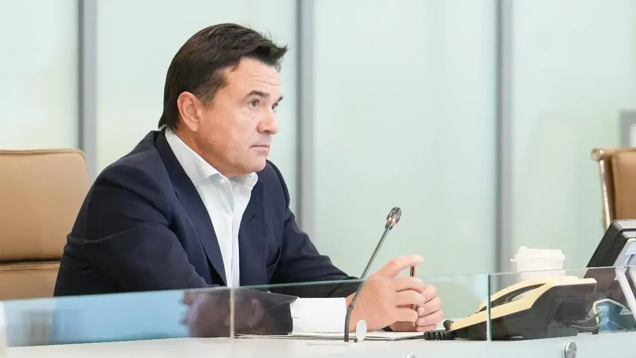 Андрей Воробьев вручил награды жителям Подмосковья в День Московской области