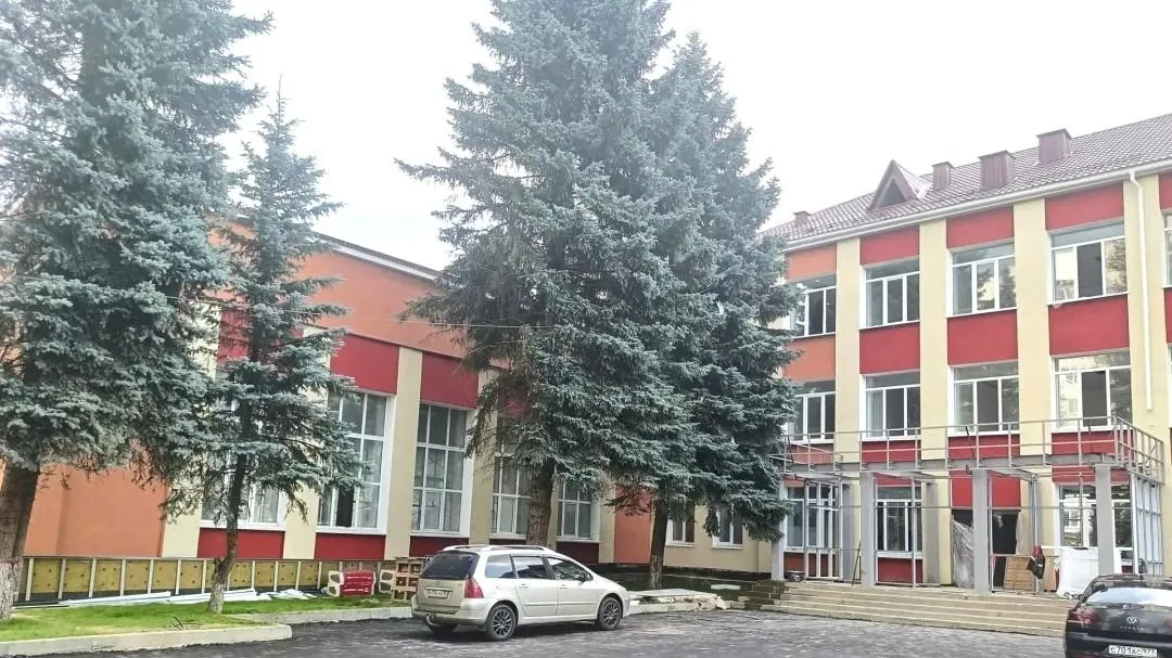 В Клину завершат капремонт лицея № 10 имени Менделеева