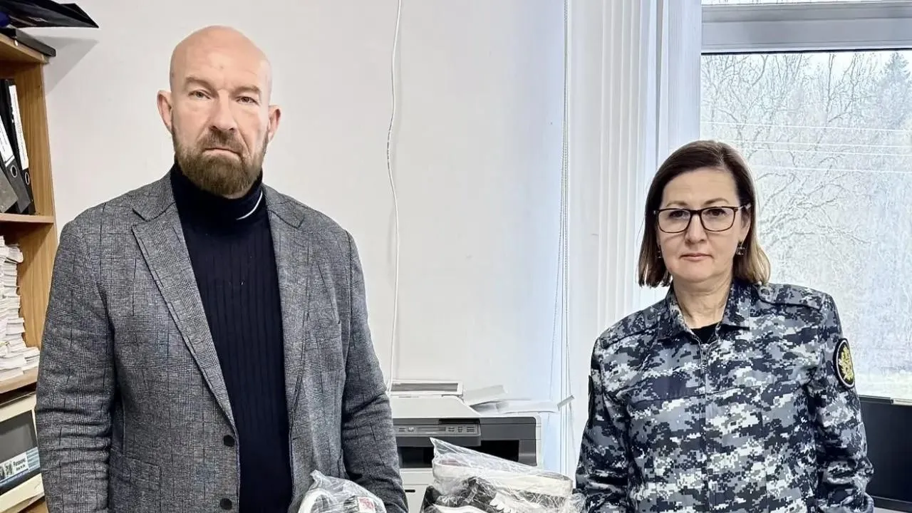 Общественники передали спортивную экипировку в Можайскую воспитательную колонию