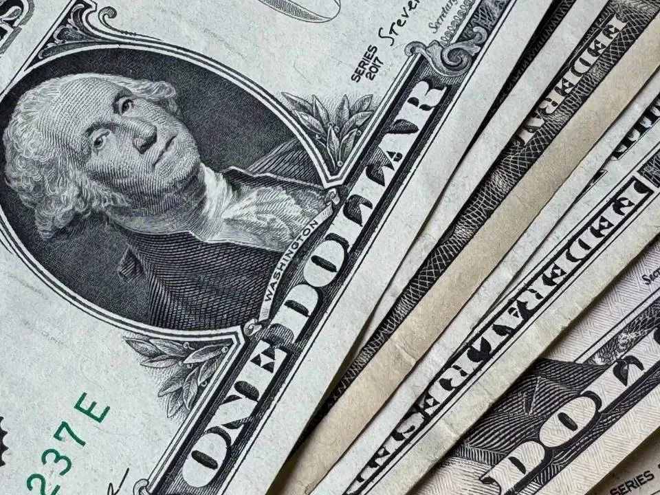 Доллар по 90 рублей: что будет с курсом валют до конца 2026 года