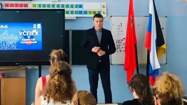 «Историю важно не только знать»: депутаты и жители Химок обсудили значение Крещения Руси