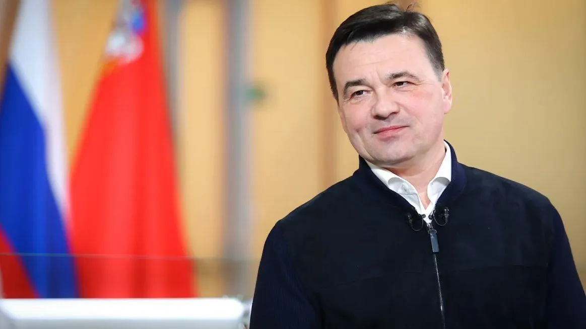 Губернатор Воробьев присвоил почетные звания подмосковным педиатрам