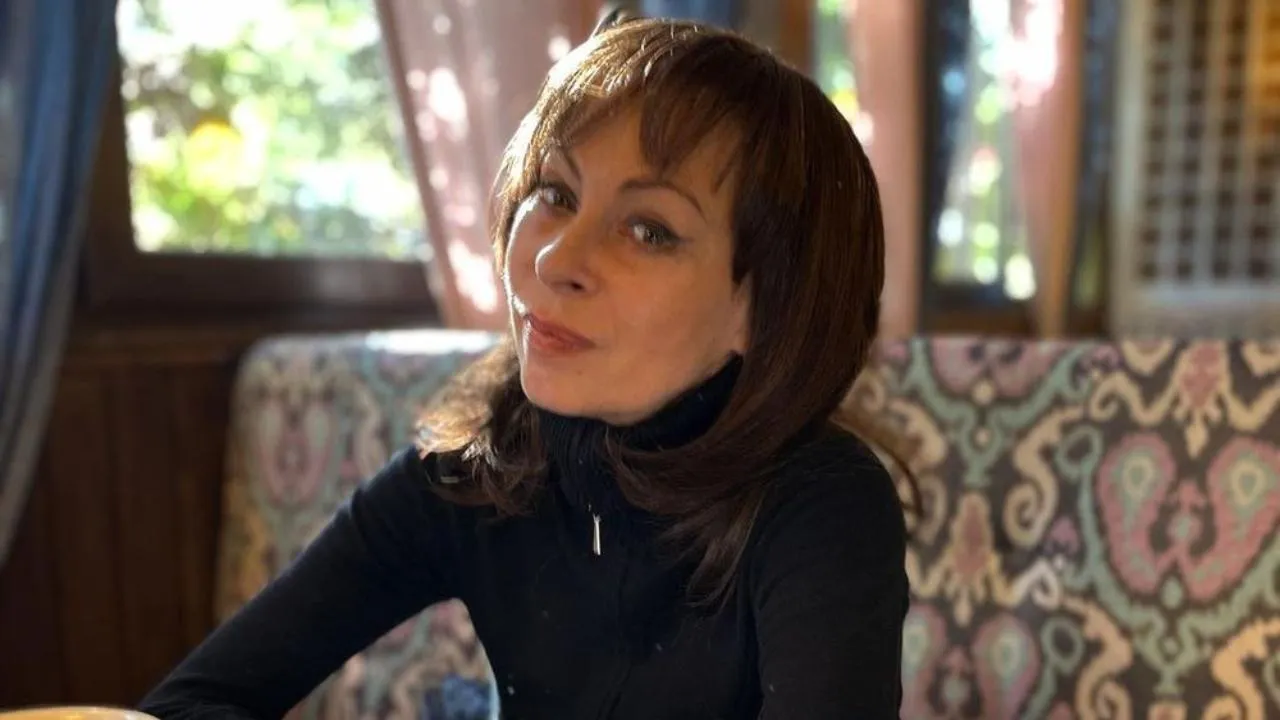 Марину Хлебникову заметили в очереди у тубдиспансера в Москве