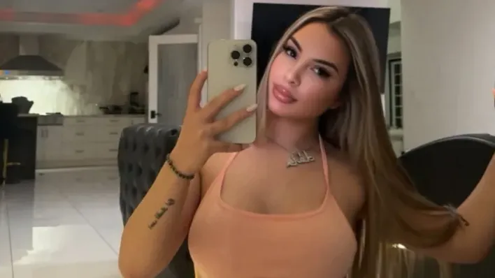 delarosaaaa
