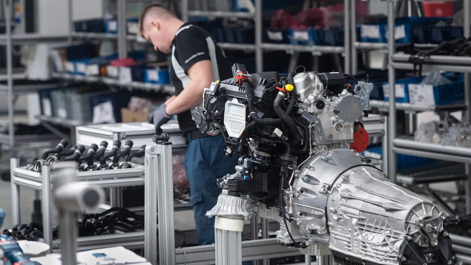 Электромобили, V8 и GLC: что изменится на заводе Mercedes в США после юбилейного миллиона