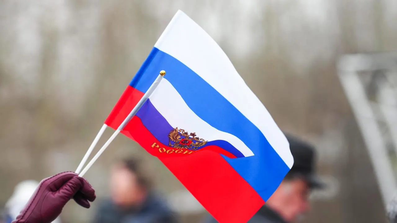 Без бандитов и КГБ: американец разрушил мифы о России и решил сдать паспорт США