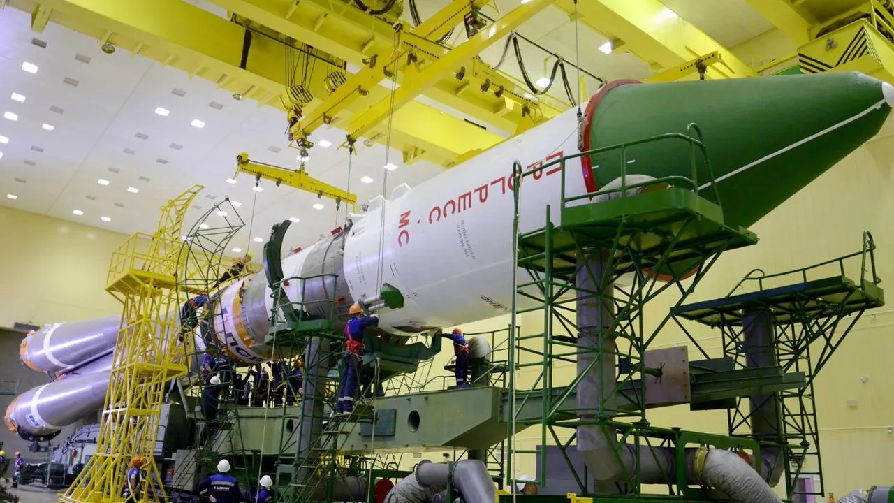 Роскосмос