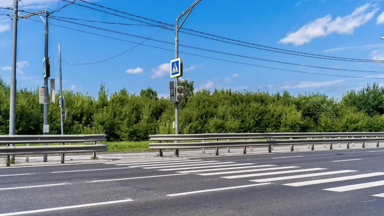 В Московской области в рамках нацпроекта с начала сезона отремонтировали 100 дорожных участков