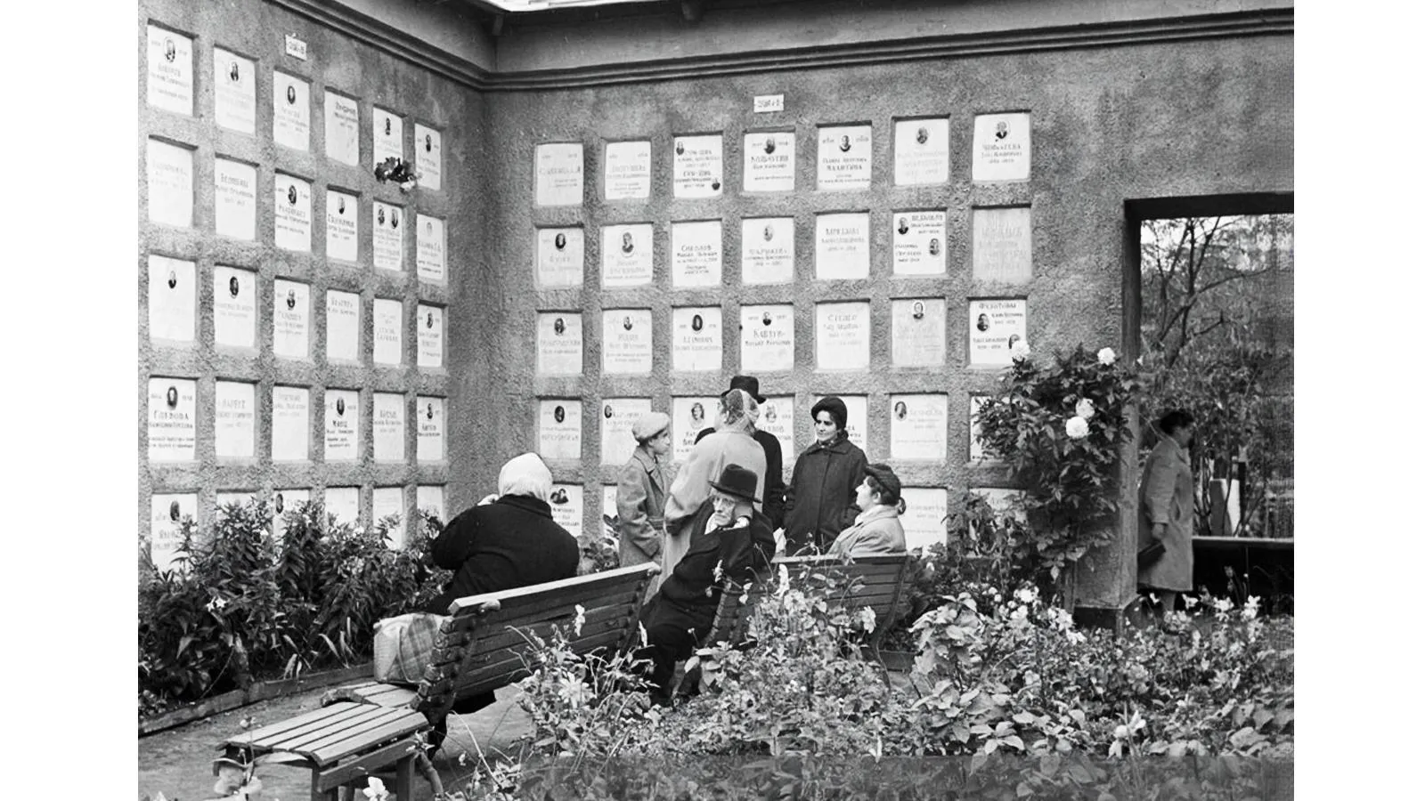 колумбарий Первого московского крематория, 1961 год. Александр Чепрунов