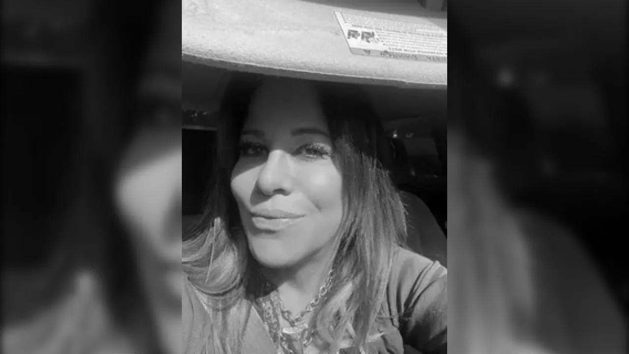 Солистка группы L7 Дженнифер Финч умерла после операции по удалению опухоли