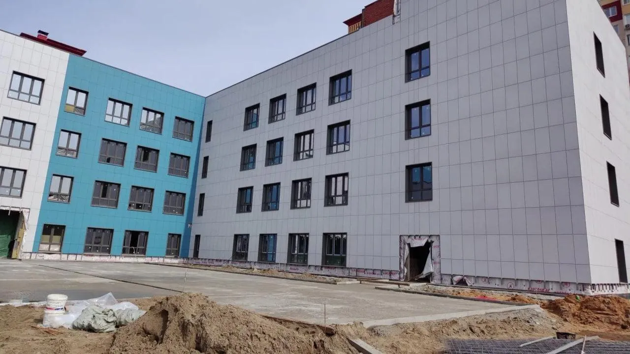 В Люберцах стартовали работы по благоустройству территории новой школы на 1100 мест