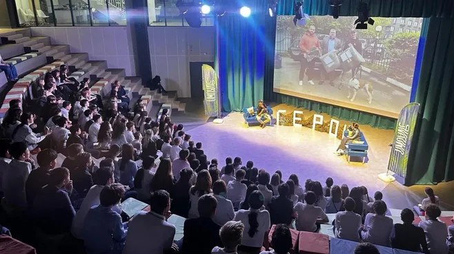 В Мытищах школьники пообщались с ветераном СВО в рамках проекта «Герои»
