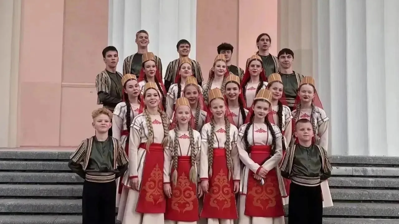 Ансамбль Губернского колледжа выступил на Фестивале национального гостеприимства