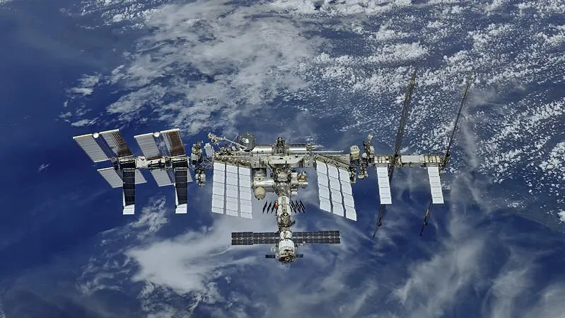 Роскосмос
