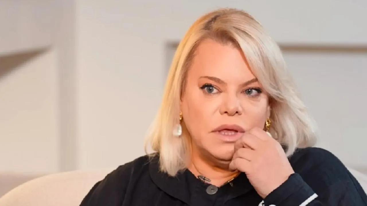 «Теперь это чудовище глумится»: Попловская жестко прошлась по Инстасамке и чиновникам из-за ее заявления о России