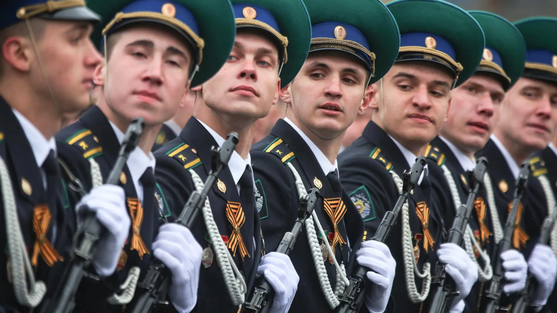 Военэксперт: до полного освобождения Донбасса нужно взять семь городов