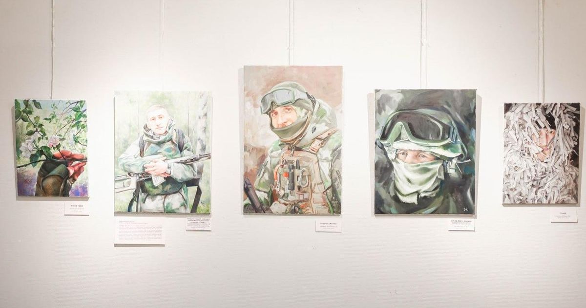 В Мытищинской галерее искусств открылась выставка портретов участников СВО «Герои Z.O.V.» - REGIONS.ru