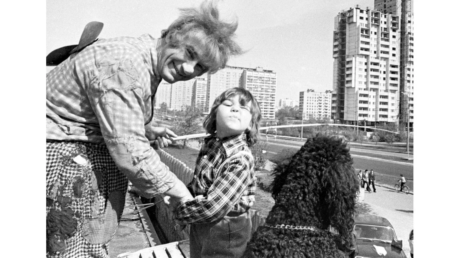 Спартак Мишулин и с молодым коллегой, 1979 год. Шахвердиев