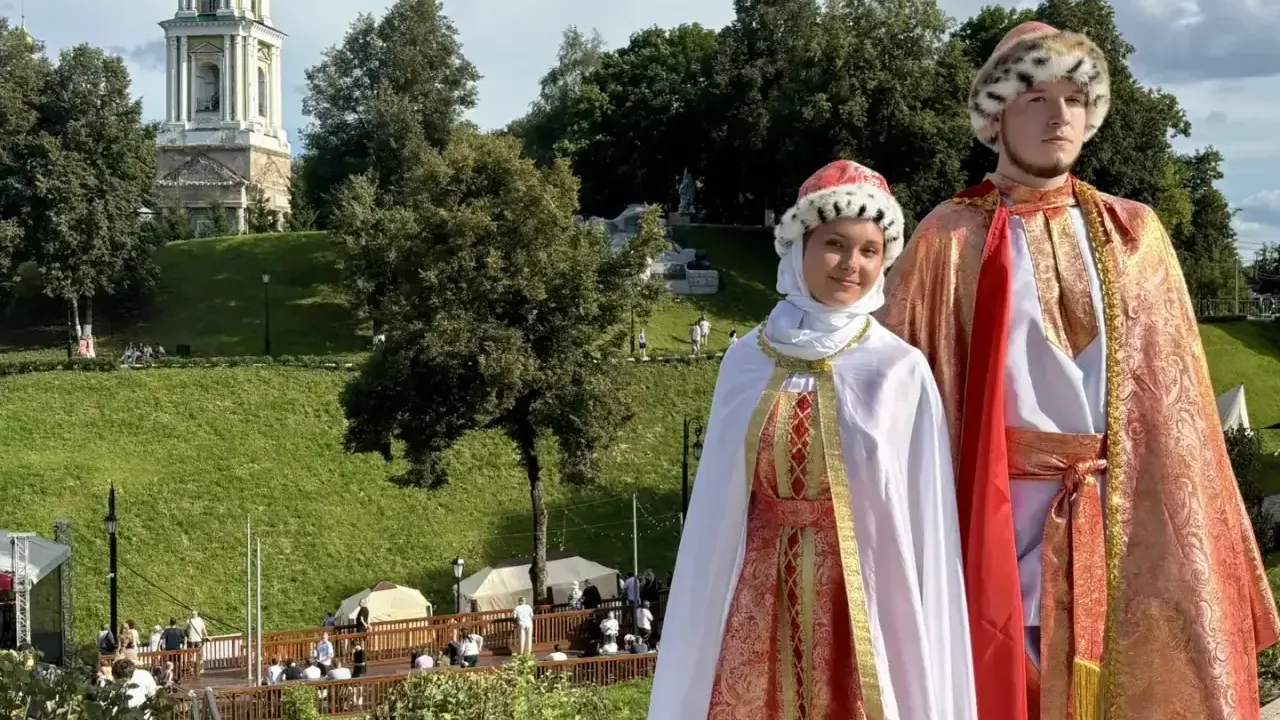Стрельцы, гусары и Наполеон Бонапарт: Верея отметила День города путешествием во времени