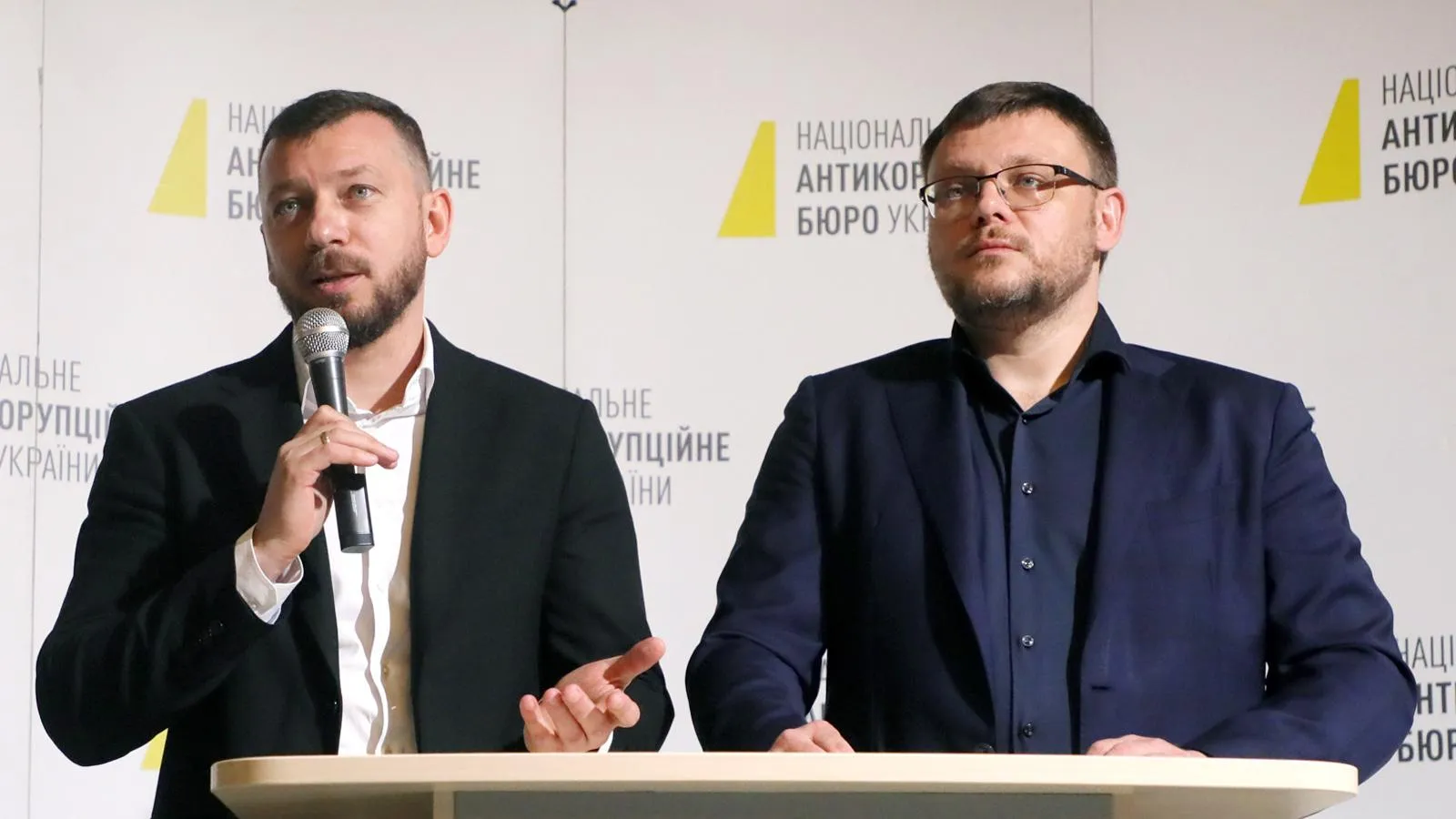 Слева направо: главы САП Александр Клименко и НАБУ Семен Кривонос, май 2026 года. Yuliia Ovsiannikova