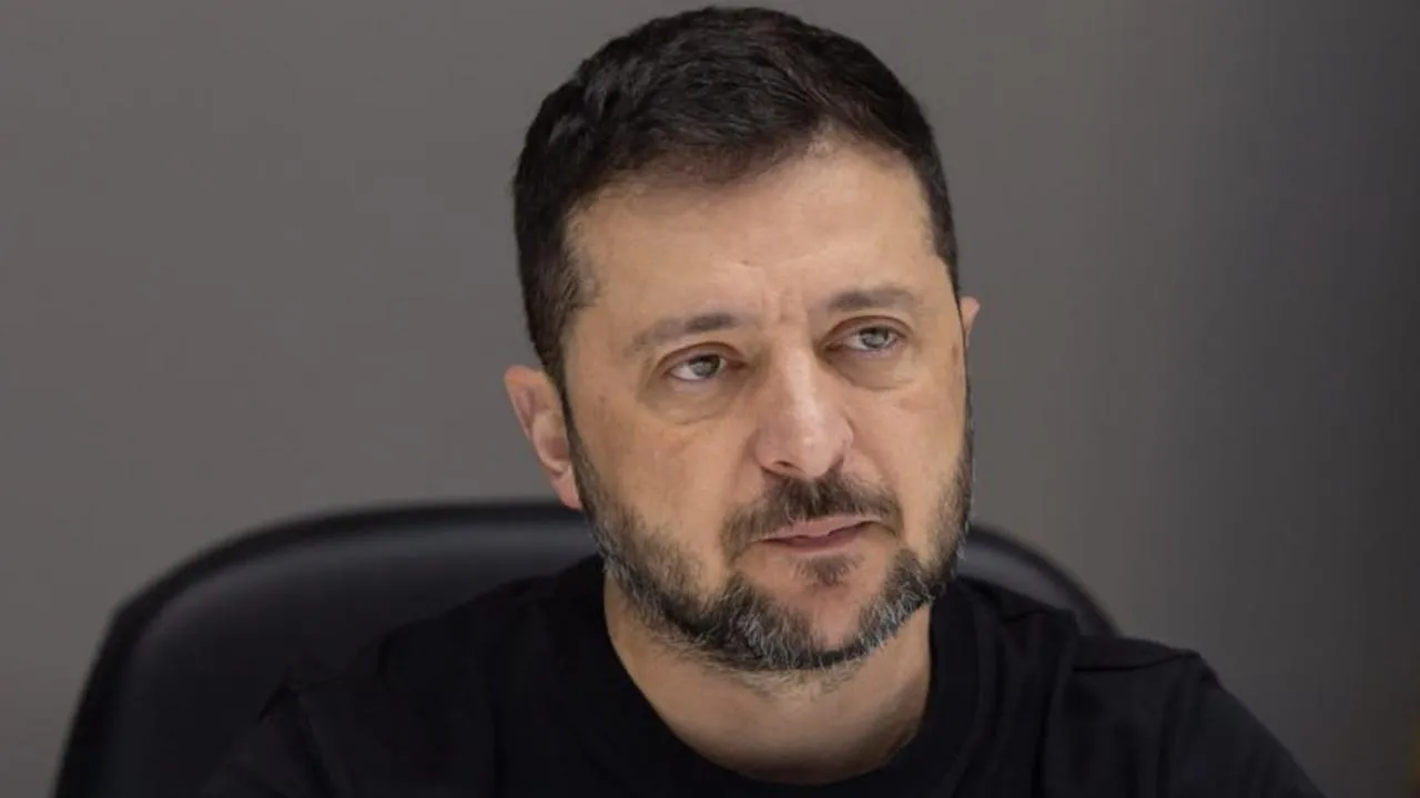 Попытка успокоить народ: зачем поляки отбирают орден Белого орла у Зеленского