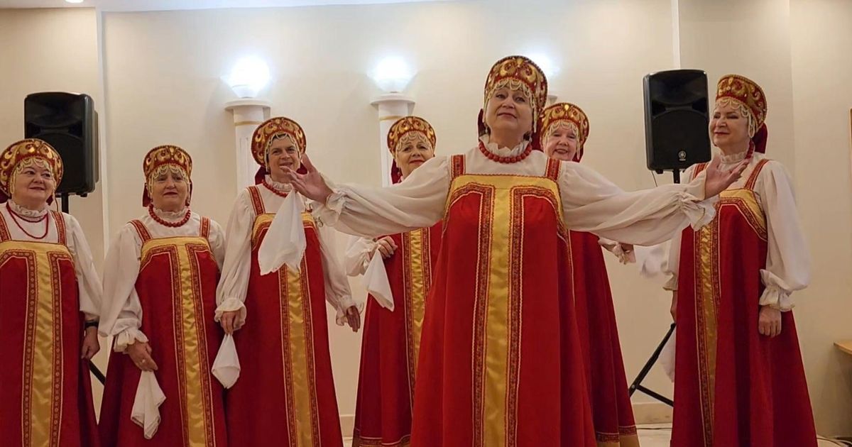 Кокошники, блины и народные песни: как прошел фестиваль русской культуры - REGIONS.ru