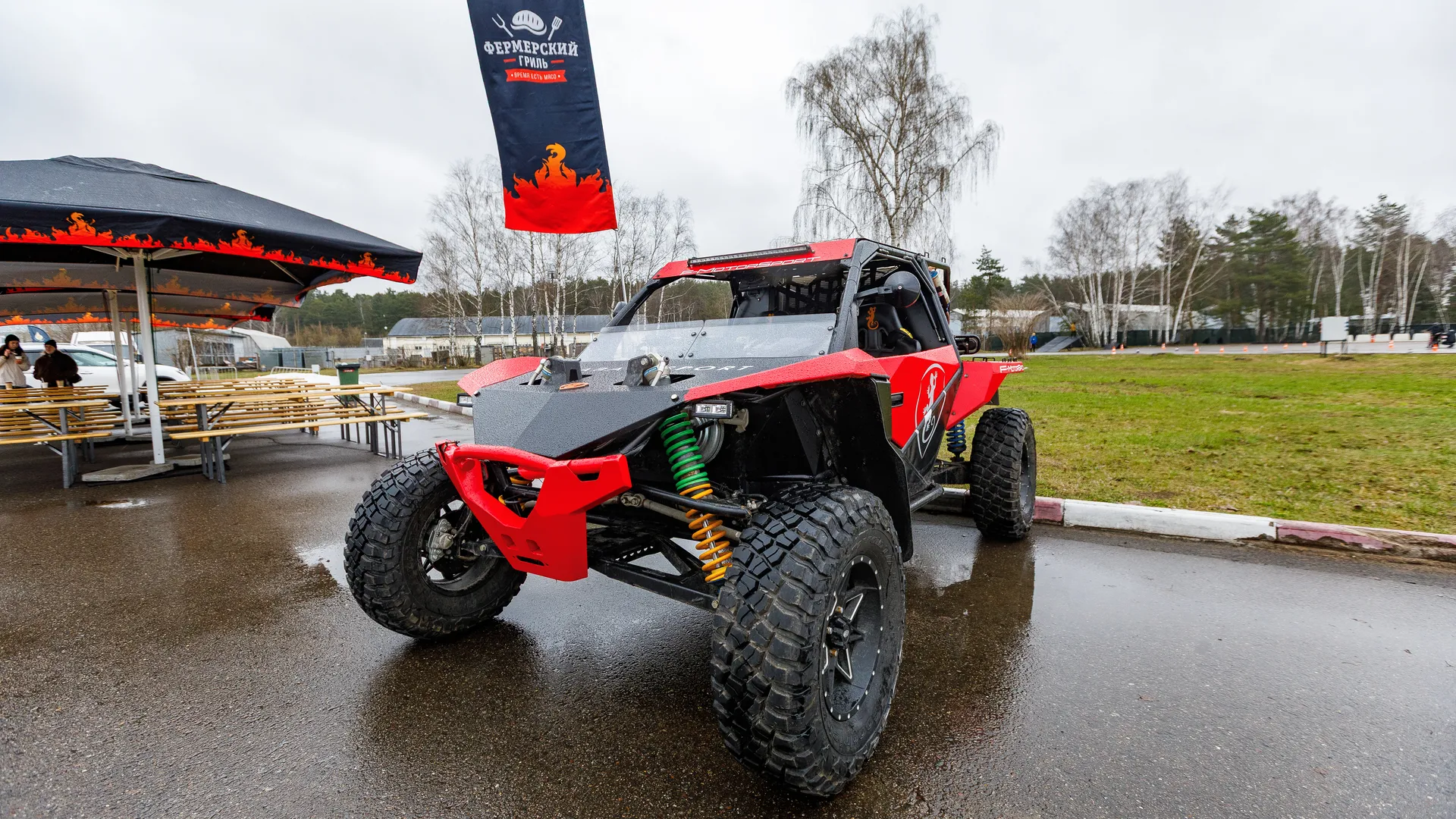 Детский заезд на мини-багги на гоночной трассе ADM Raceway в Мячково
