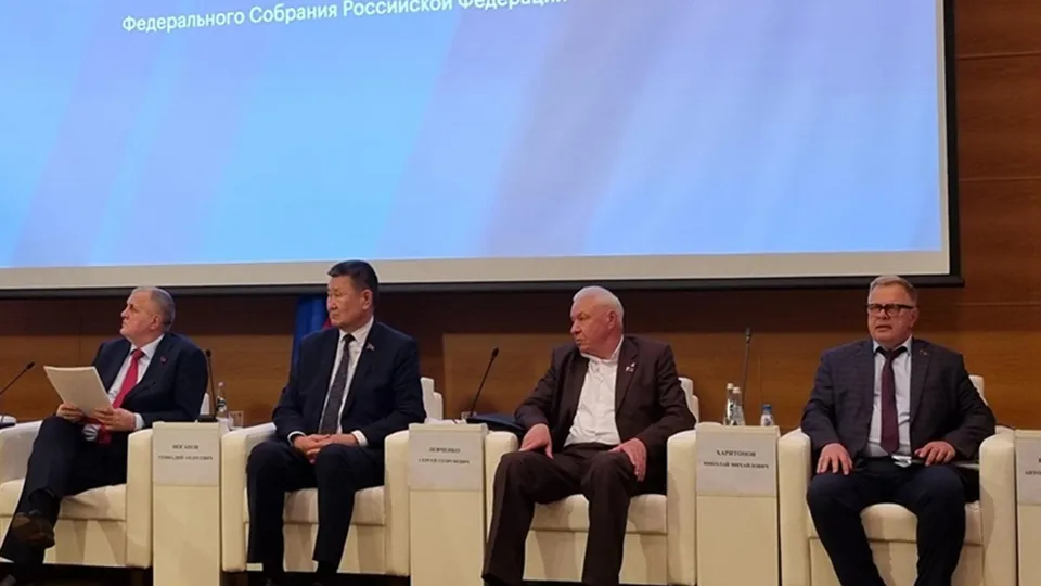 Фото: Александр Голуб - референт руководителя фракции КПРФ в Мособлдуме Наумова