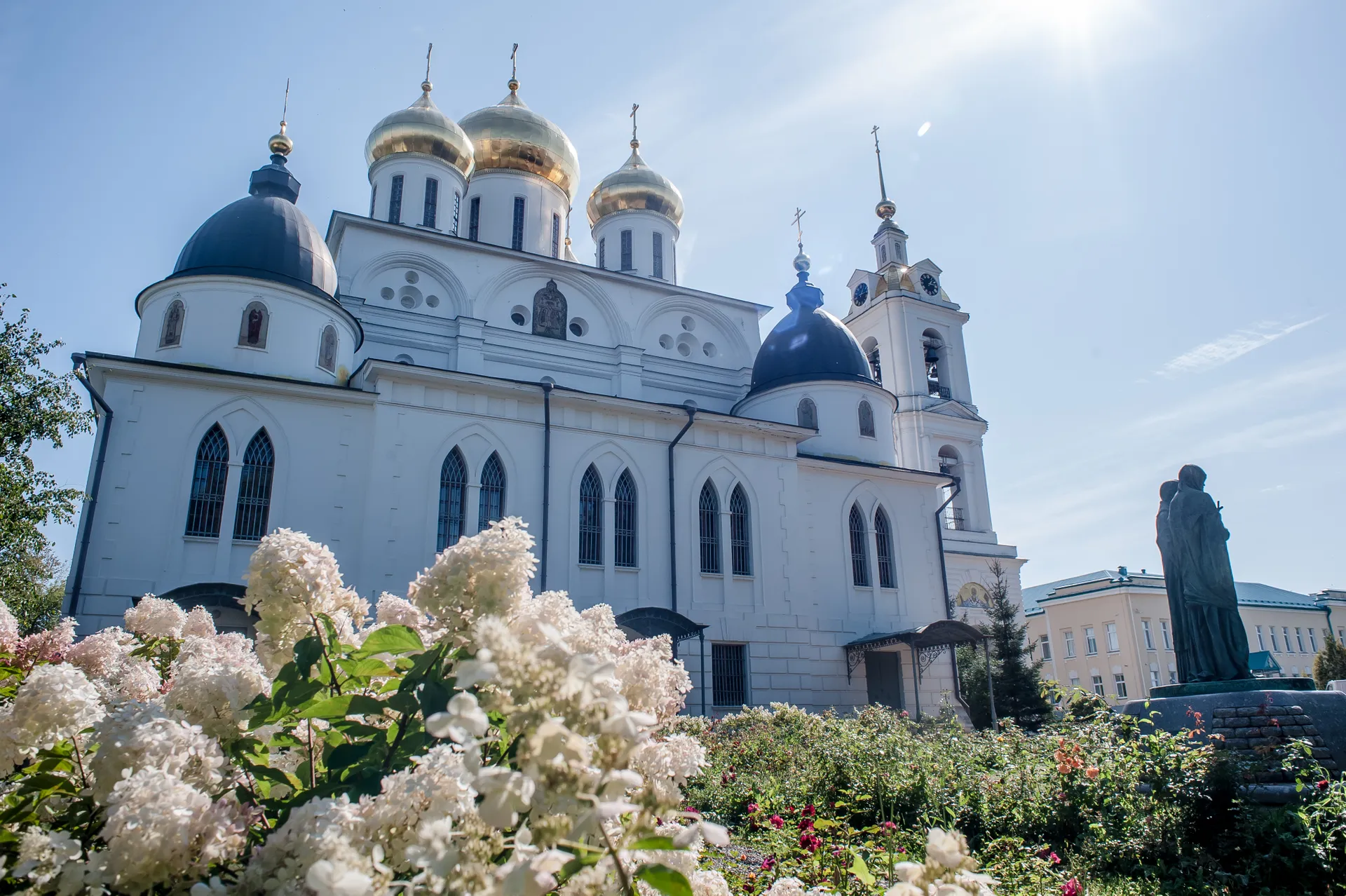 Кремлевский ансамбль в городе Дмитров