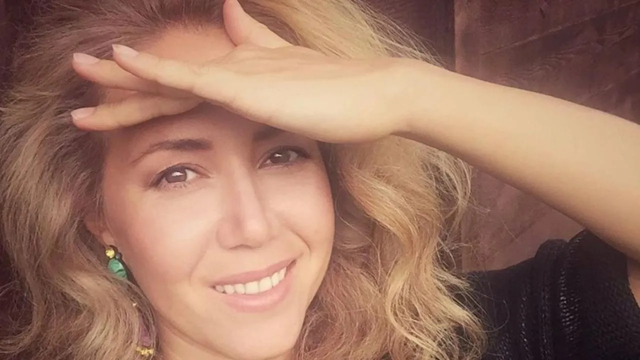 Экс-солистка группы «Сливки» Карина Кокс показала фото новорожденной дочери