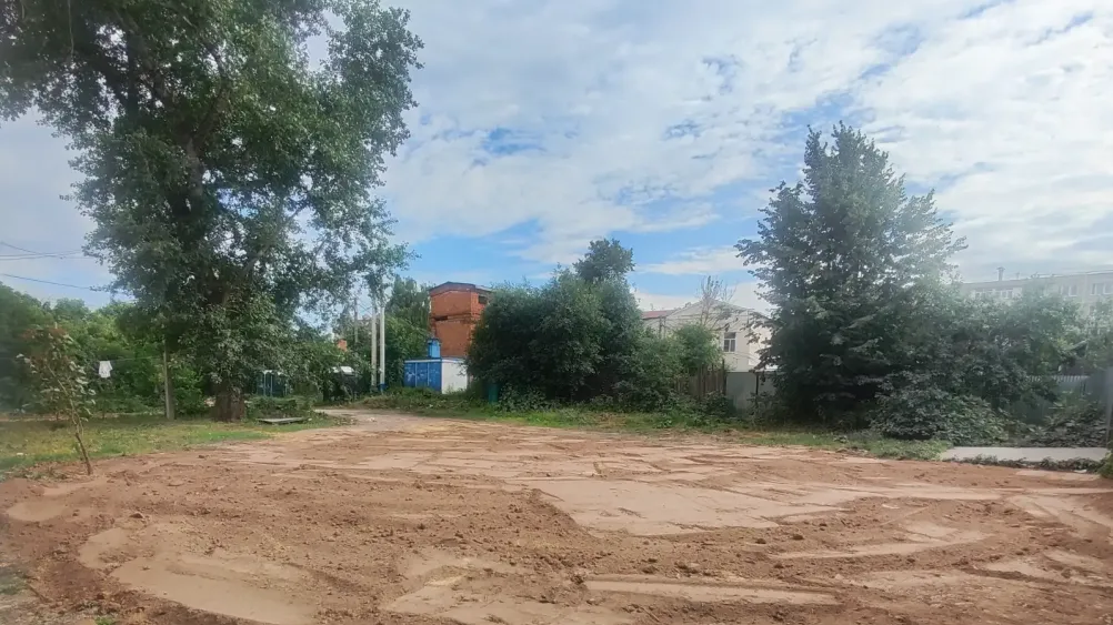 г.Бронницы, ул.Советская, территория снесенного дома 60а
