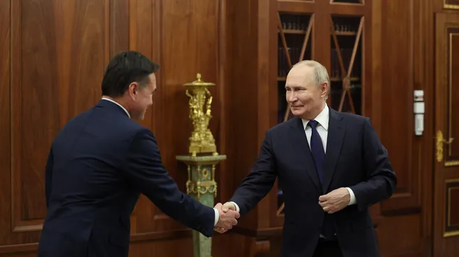 Губернатор Воробьев поздравил Путина с Днем рождения