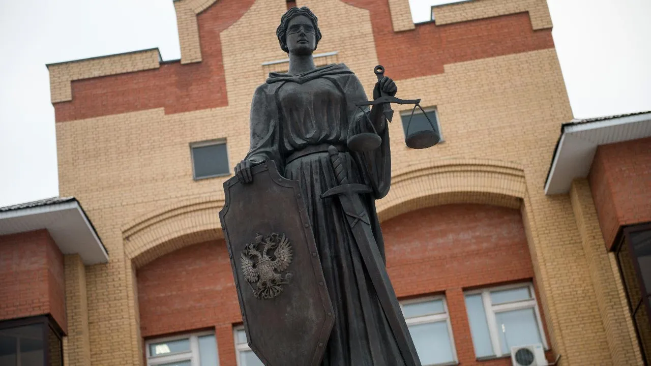 К 7 годам колонии строгого режима приговорили мужчину, насмерть забившего трубой предпринимателя в Серпухове