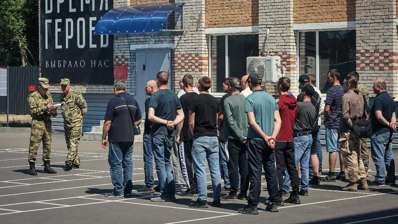 Различные льготы могут получить жители Подмосковья при заключении контракта от региона