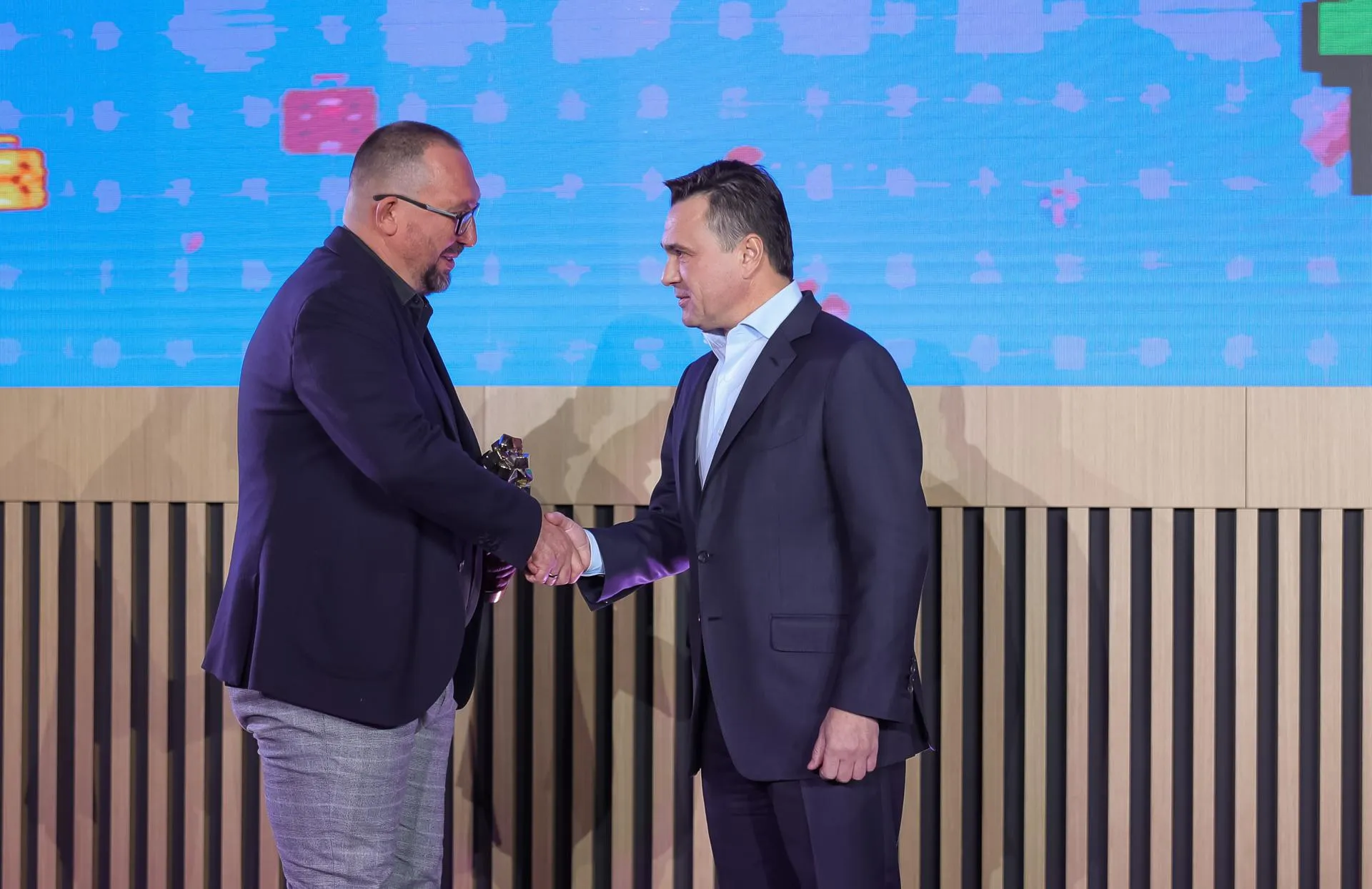 Константин Семенец