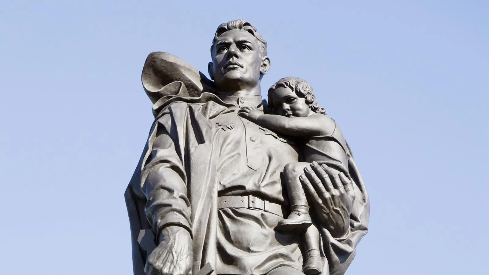 Монумент «Воин-освободитель», Берлин. Christian Reister