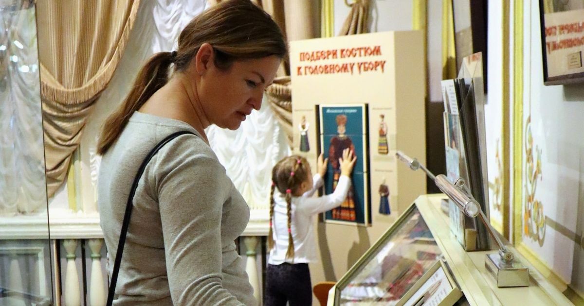 «Краски детства»: новая выставка отроется в Егорьевском музее - REGIONS.ru
