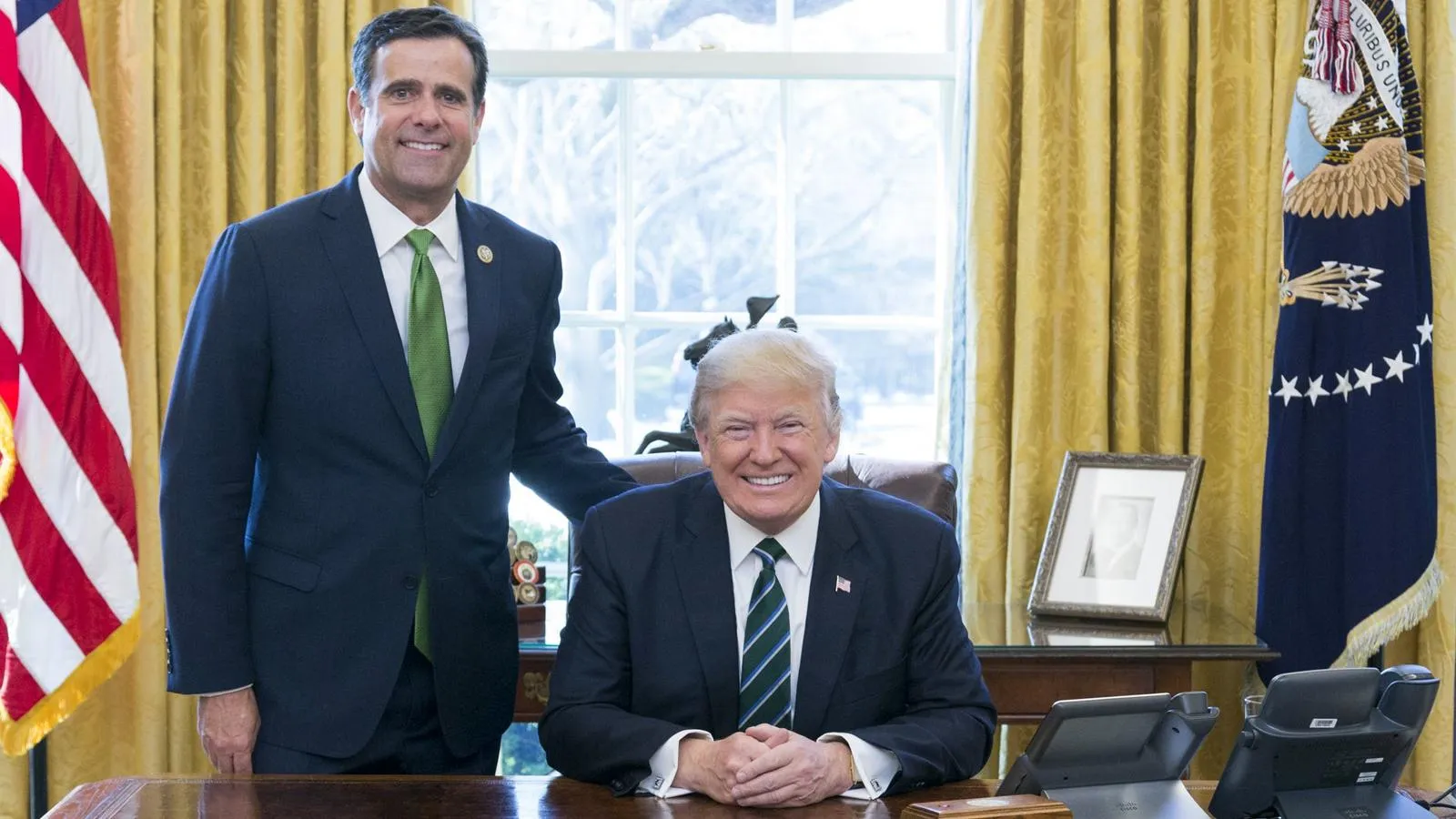 Джон Рэтклифф и президент США Дональд Трамп