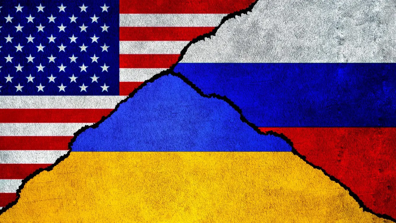 Украина не в приоритете: философ рассказал о внешней политике Трампа
