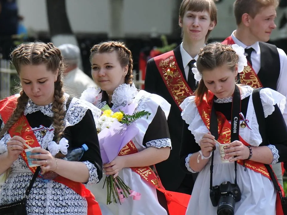Последний звонок без греха: в РПЦ назвали главные запреты для выпускников