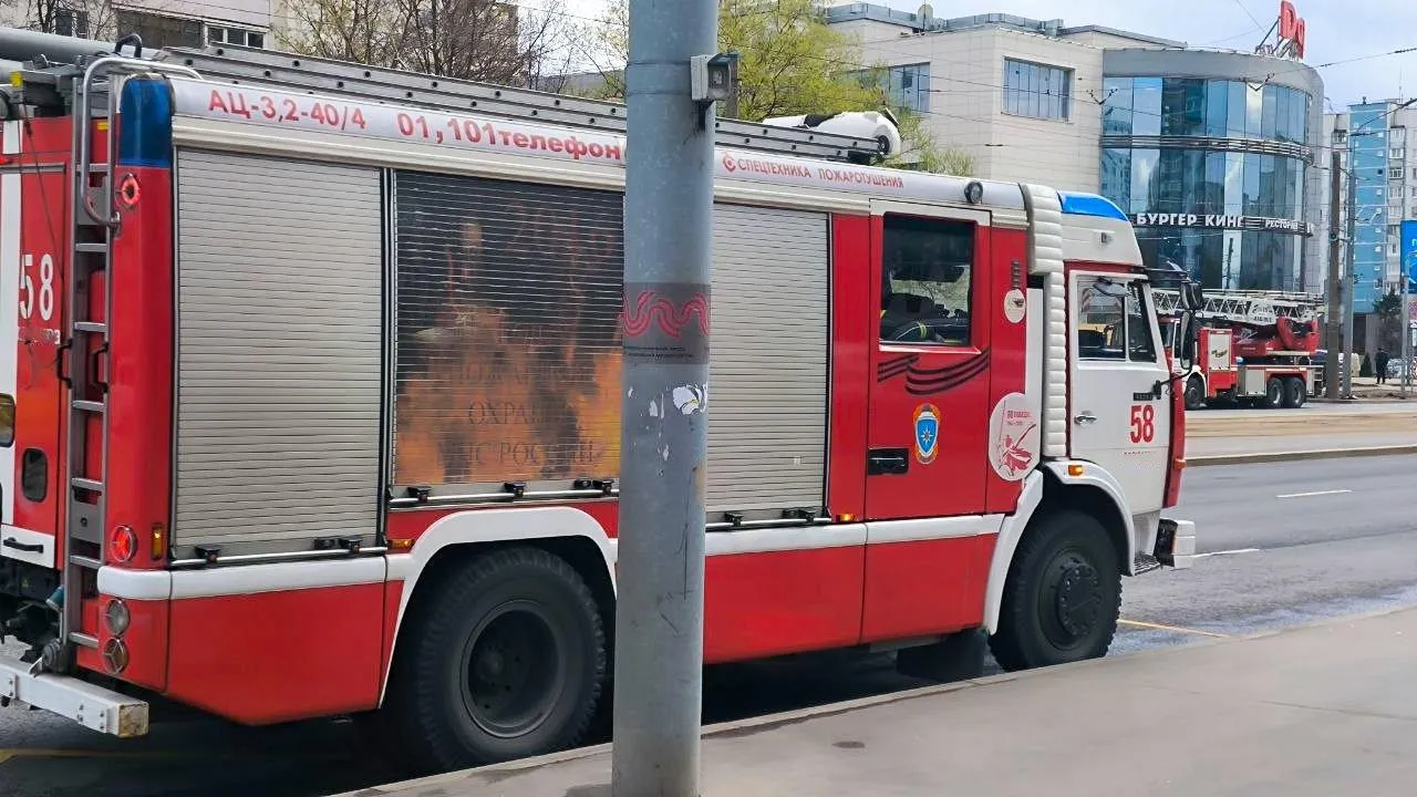 БПЛА ударил по многоэтажке в Белгородской области: что известно к этому часу