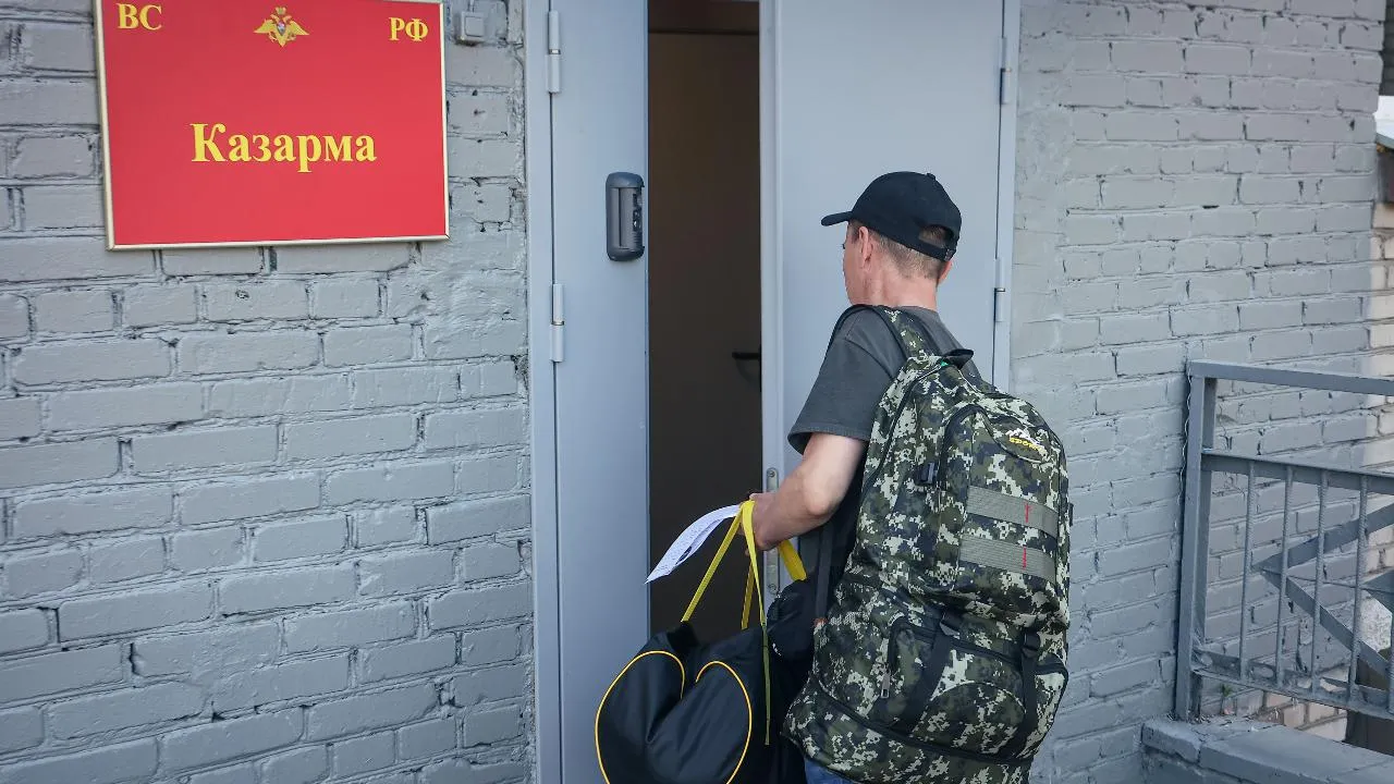 Жителям Подмосковья рассказали о льготах, которые доступны при заключении контракта от региона
