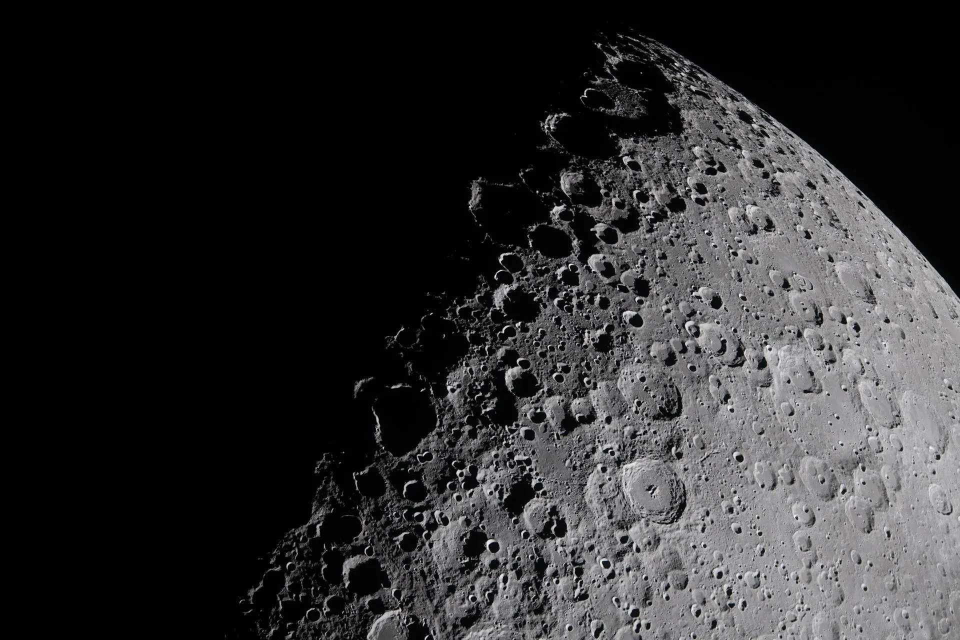 NASA/Keystone Press Agency