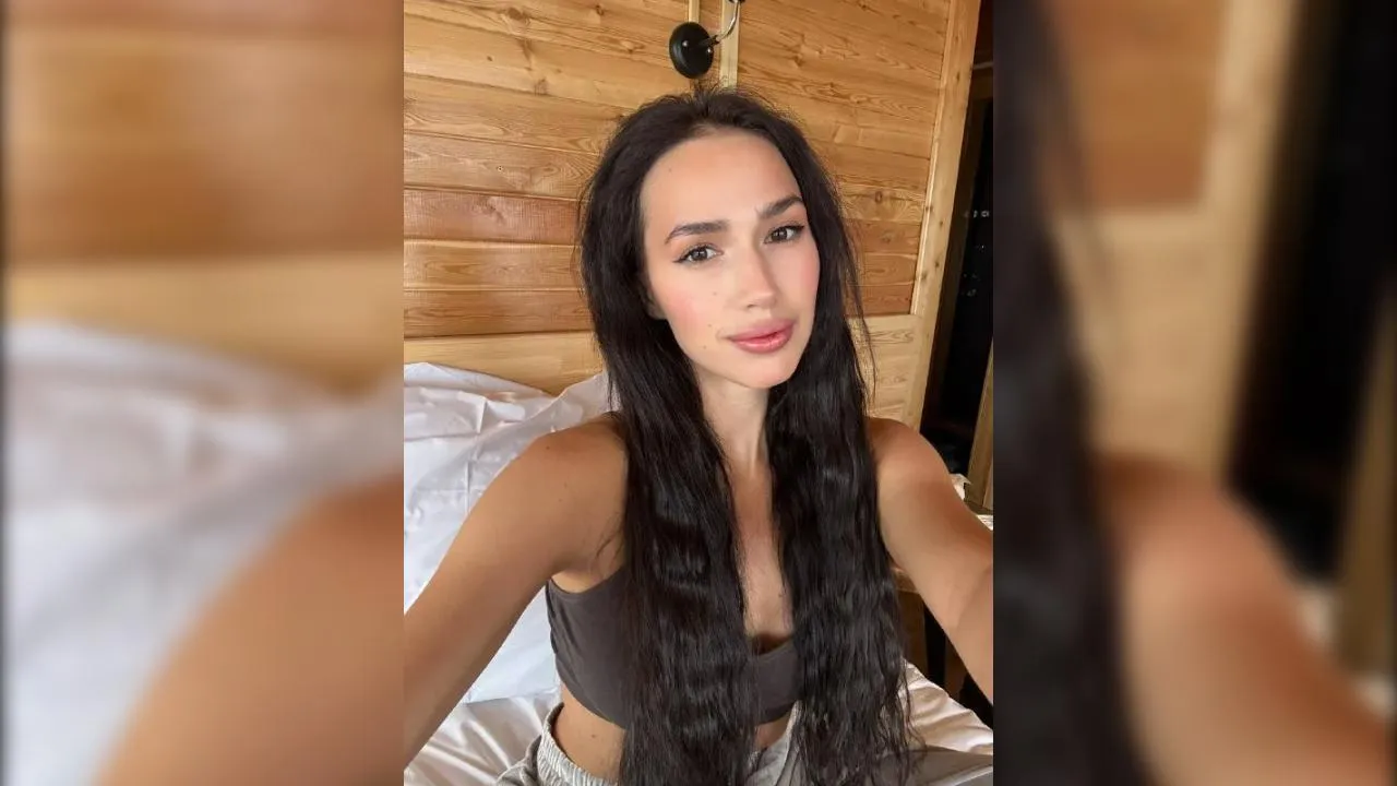 «Мы не афишируем, но и не скрываем»: Загитова высказалась о слухах о романе с женатым