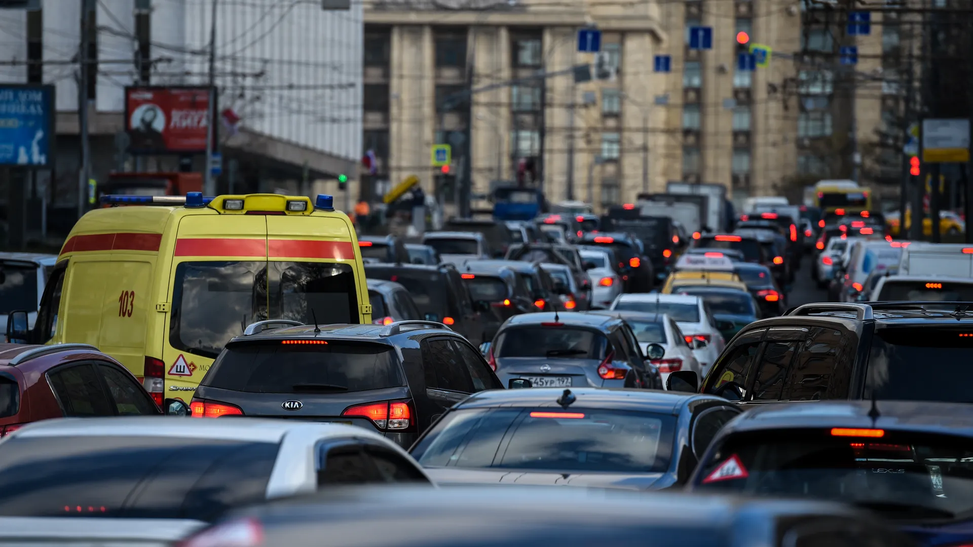 Повседневная жизнь города