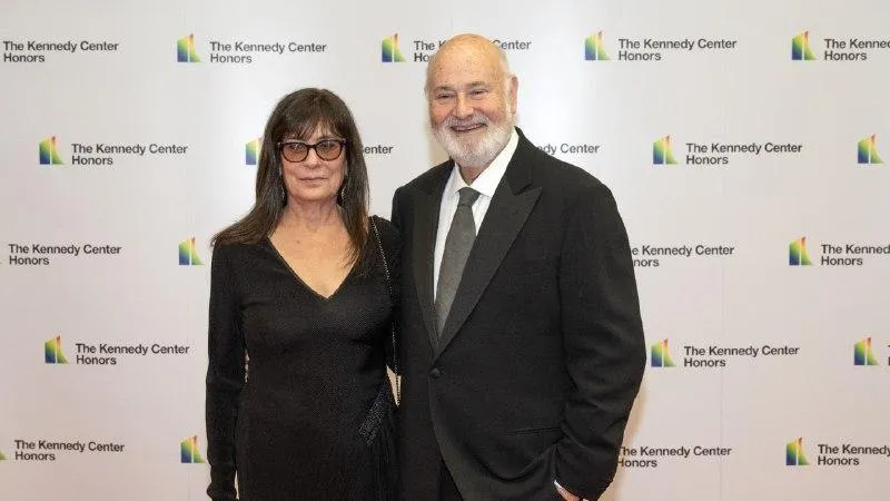 Ron Sachs — Pool via CNP/Consolidated News Photos