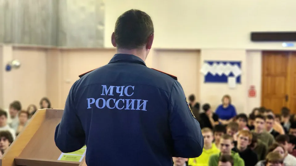 Сергей Худоногов ведет лекцию.&nbsp;Фото: Мария Овчинникова