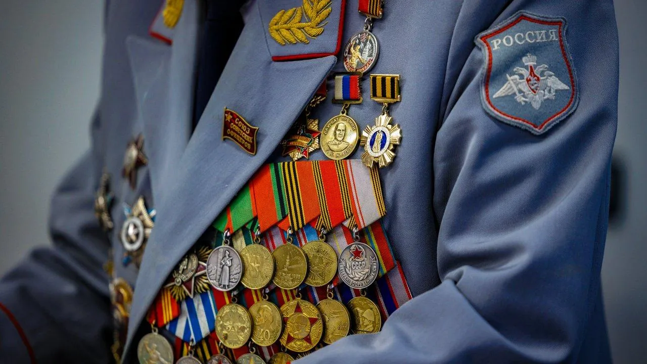 «Ряженые» ветераны дискредитируют героев: в России предложили разделить боевые и гражданские награды по дизайну