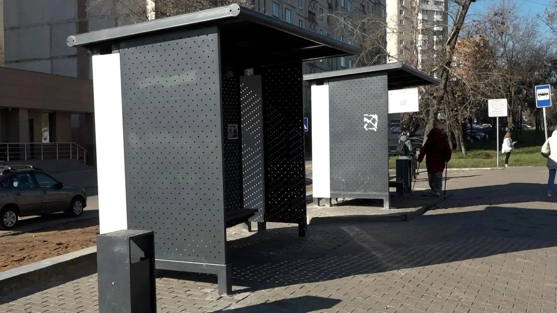 В подмосковном Красногорске обустроили 29 остановочных комплексов с начала года